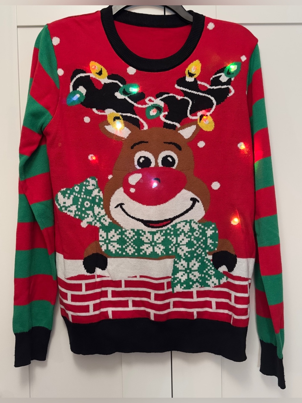 Light Up Red and Green Reindeer Holiday Sweater Sz SM NEW!